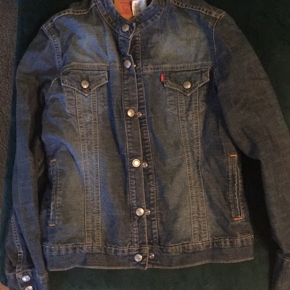 Jean Jacket - Picture 1 of 4